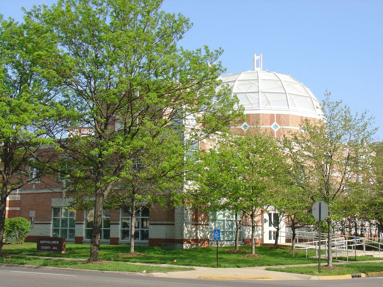 County jail exterior where immigration detainer holds may occur before release