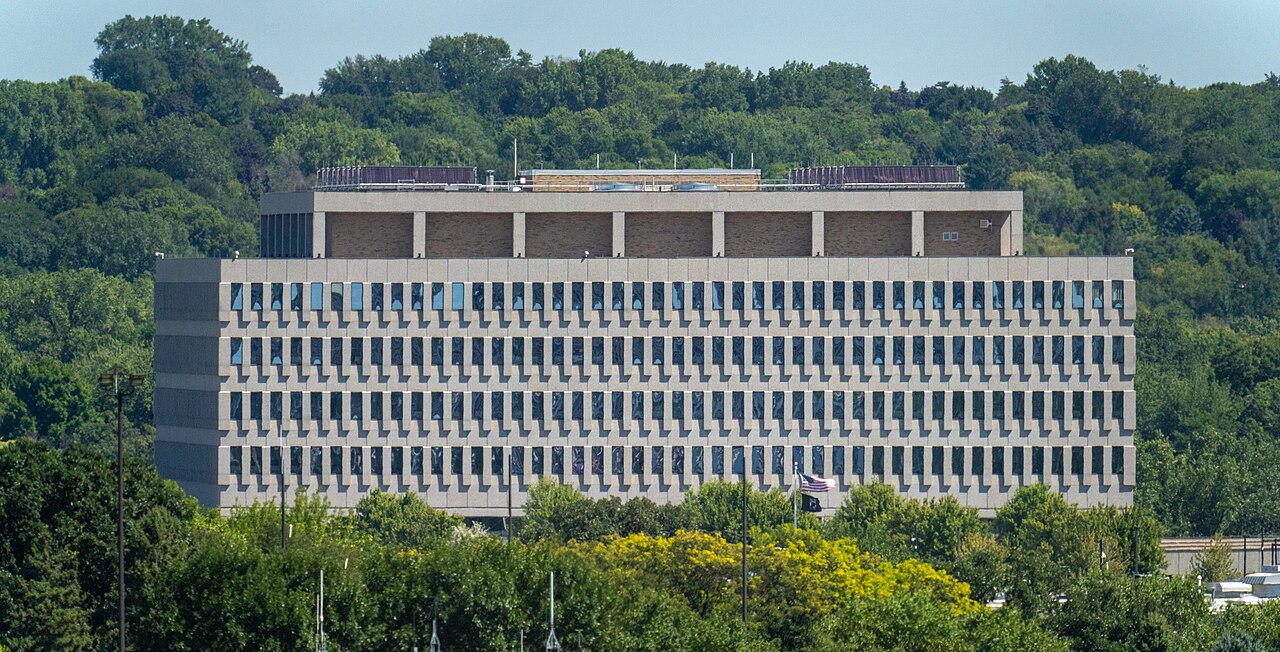 ICE visitation rules often start with checking the correct immigration court or detention-related federal building