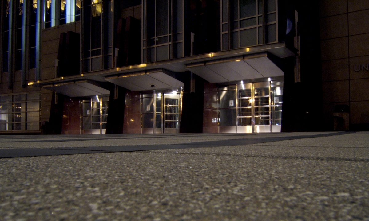 Federal courthouse image illustrating evidence preparation for an immigration bond hearing