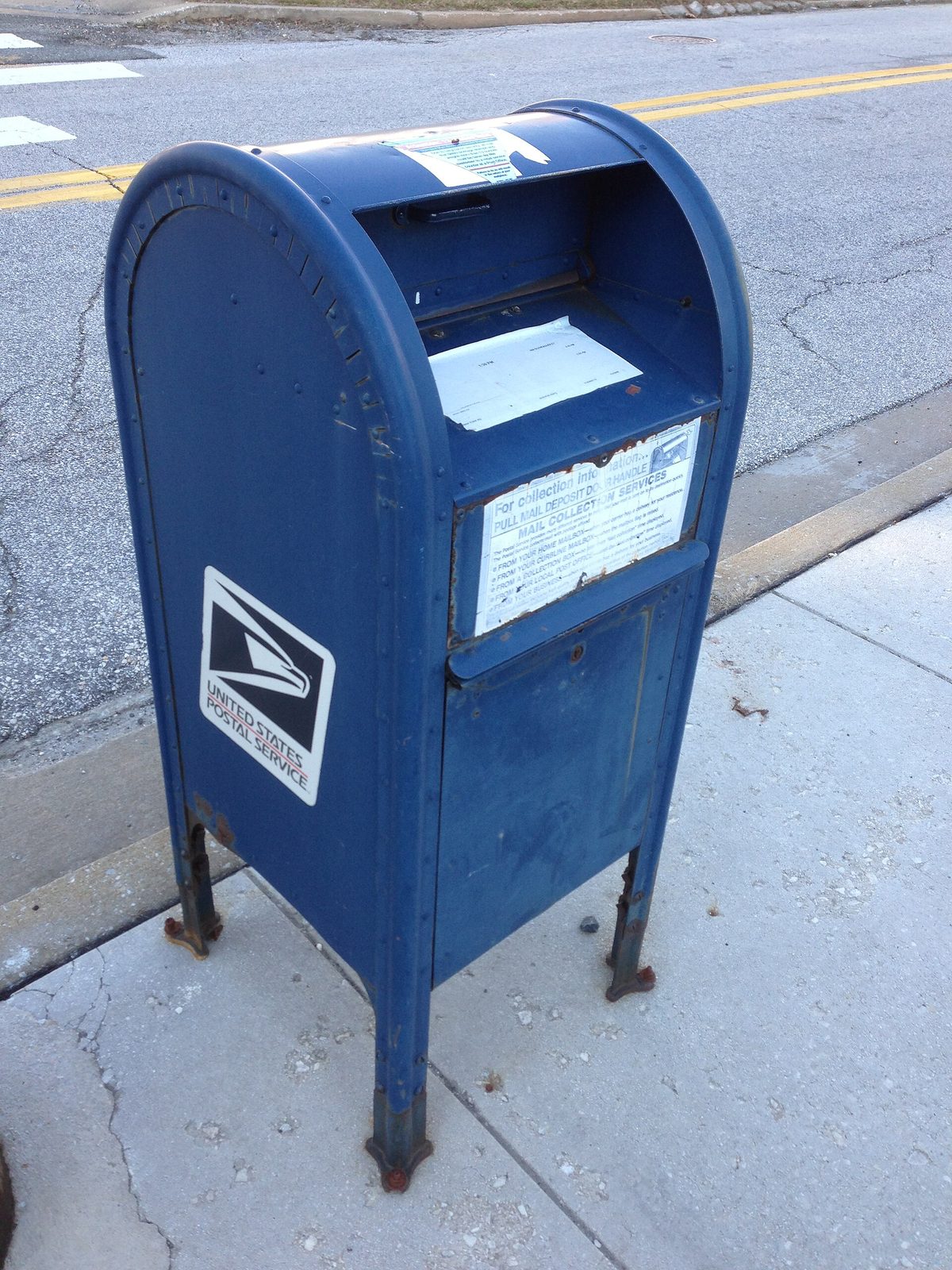 USPS mailbox used for immigration court change of address filings sent by mail